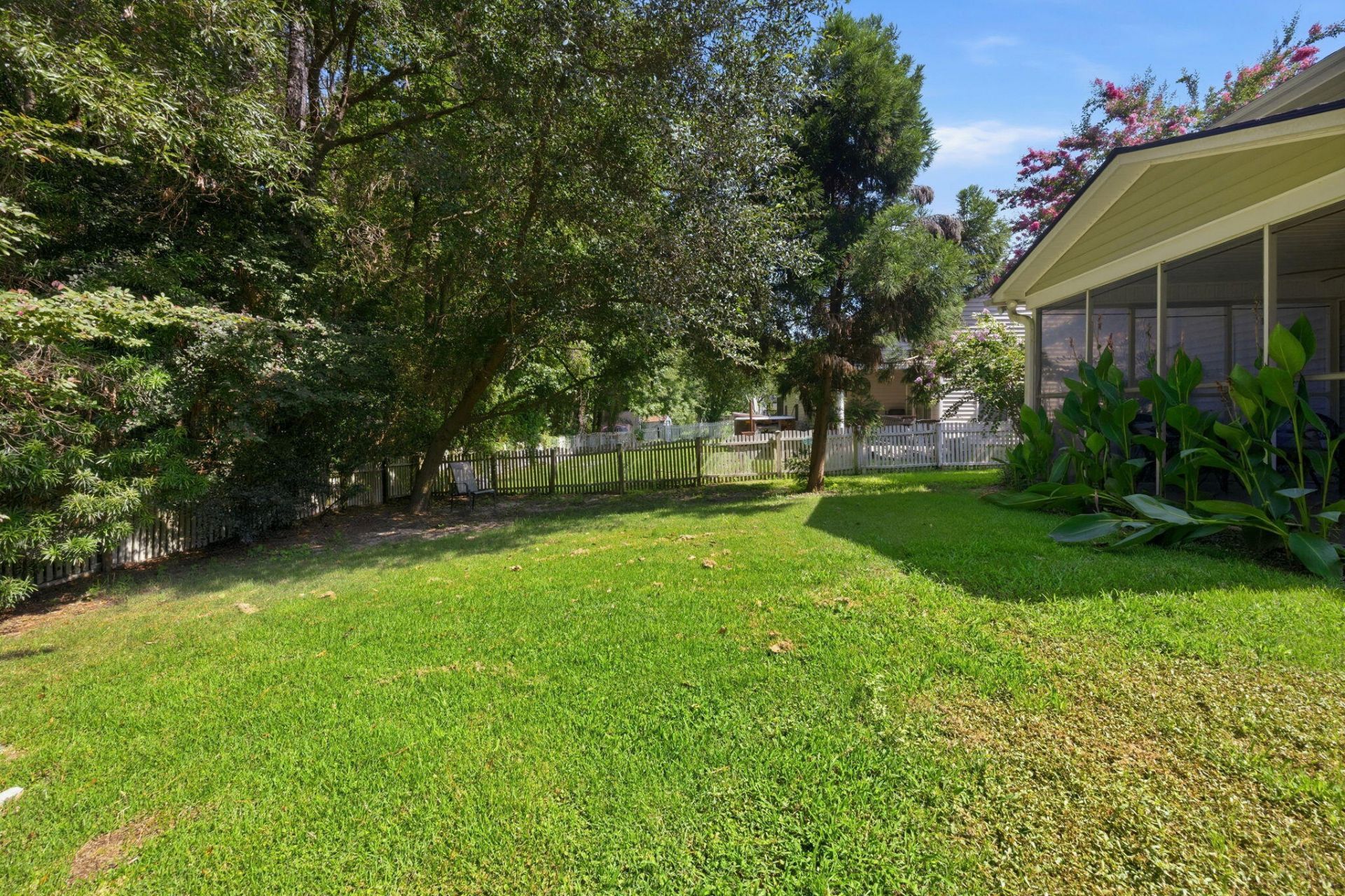 411 Aberdeen Circle Photo 39