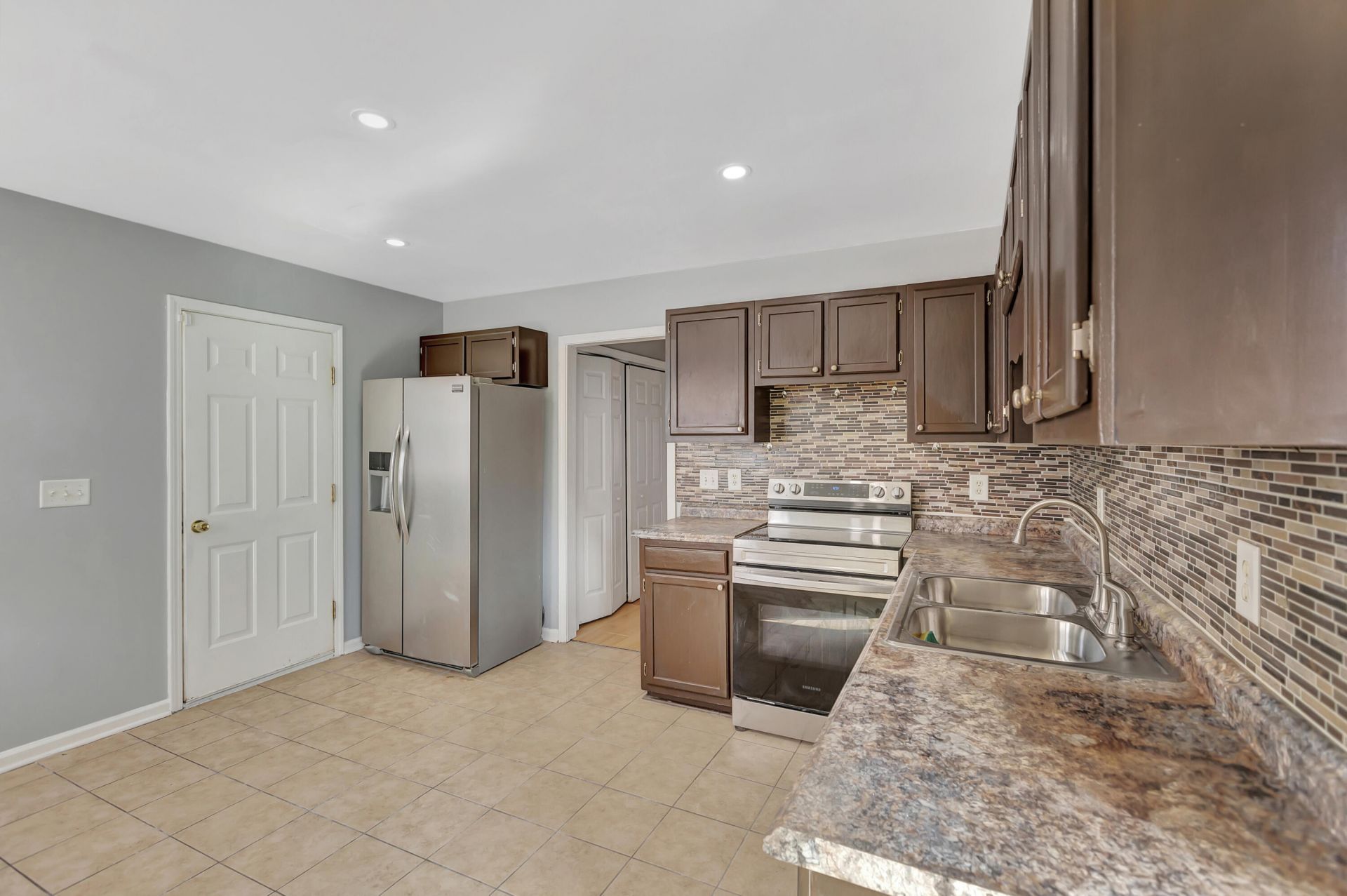 3019 Woodington Place Photo 15