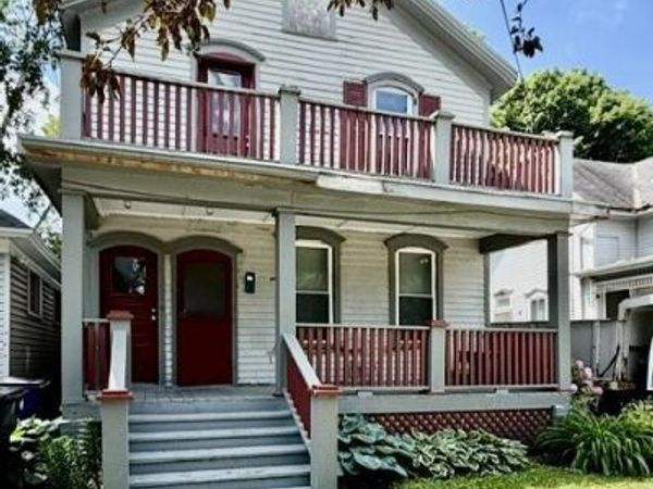 413 10th STREET, Racine, WI 53403