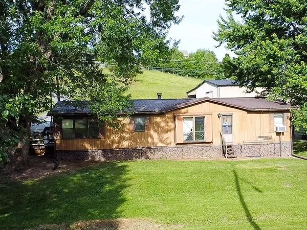 2177 N North Jackson Highway , Glasgow, KY 42141