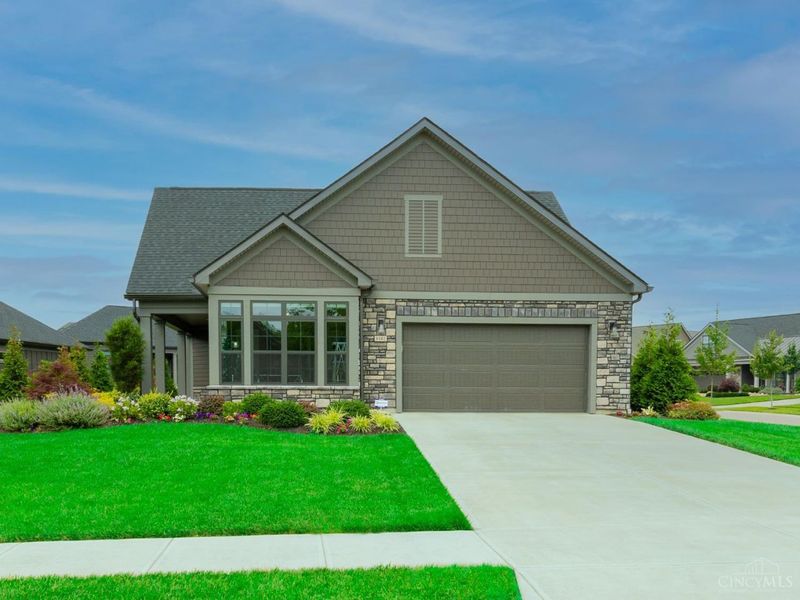 8182 S Bel Haven Lane, Beckett Ridge, OH 45069 Photo 1
