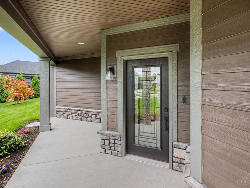 8182 S Bel Haven Lane, Beckett Ridge, OH 45069 Photo 4