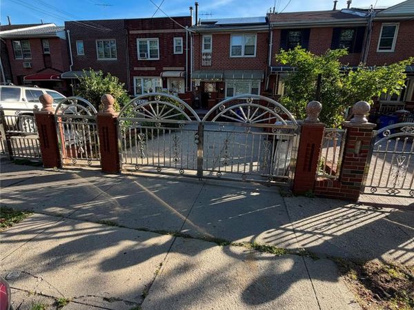 918 E 81st Street , Brooklyn, NY 11236