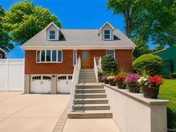 163 Bennett Avenue , Staten Island, NY 10312