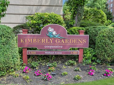 1300 Midland Avenue , Unit A30, Yonkers, NY 10704