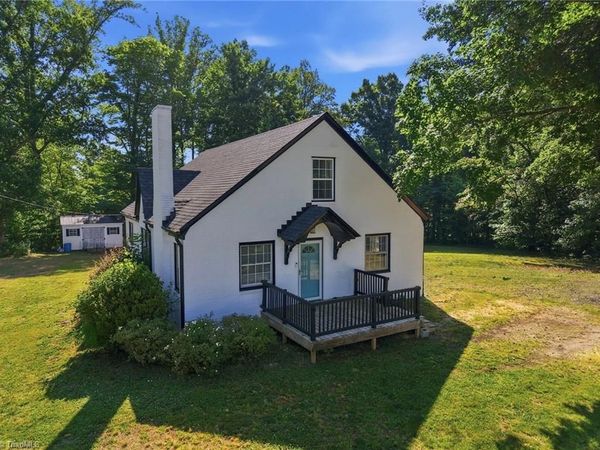 3221 Settle Bridge Road , Stoneville, NC 27048