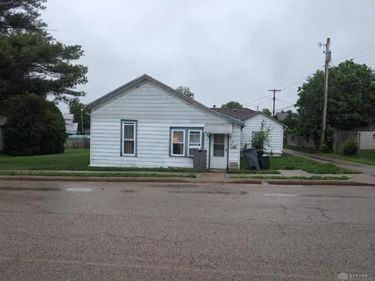 101 California Street, Farmersville, OH 45325