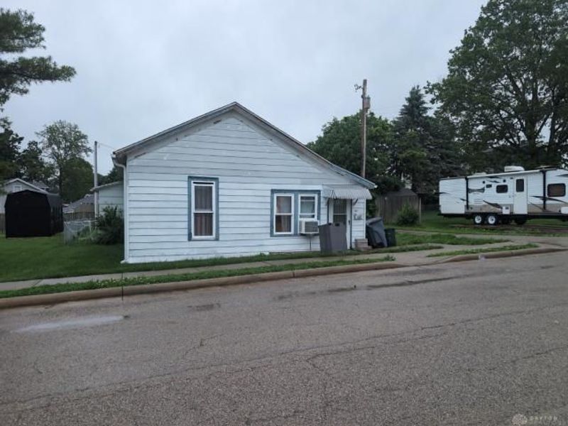 101 California Street, Farmersville, OH 45325 Photo 2