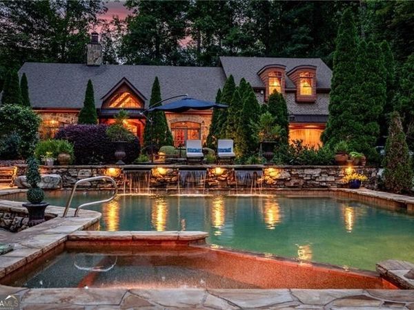 625 Willeo Road, Roswell, GA 30075