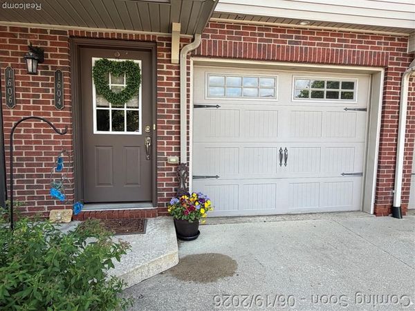 1604 Pinecroft Lane, Howell Twp, MI 48855