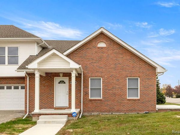 28202 Fortson Lane, Inkster, MI 48141