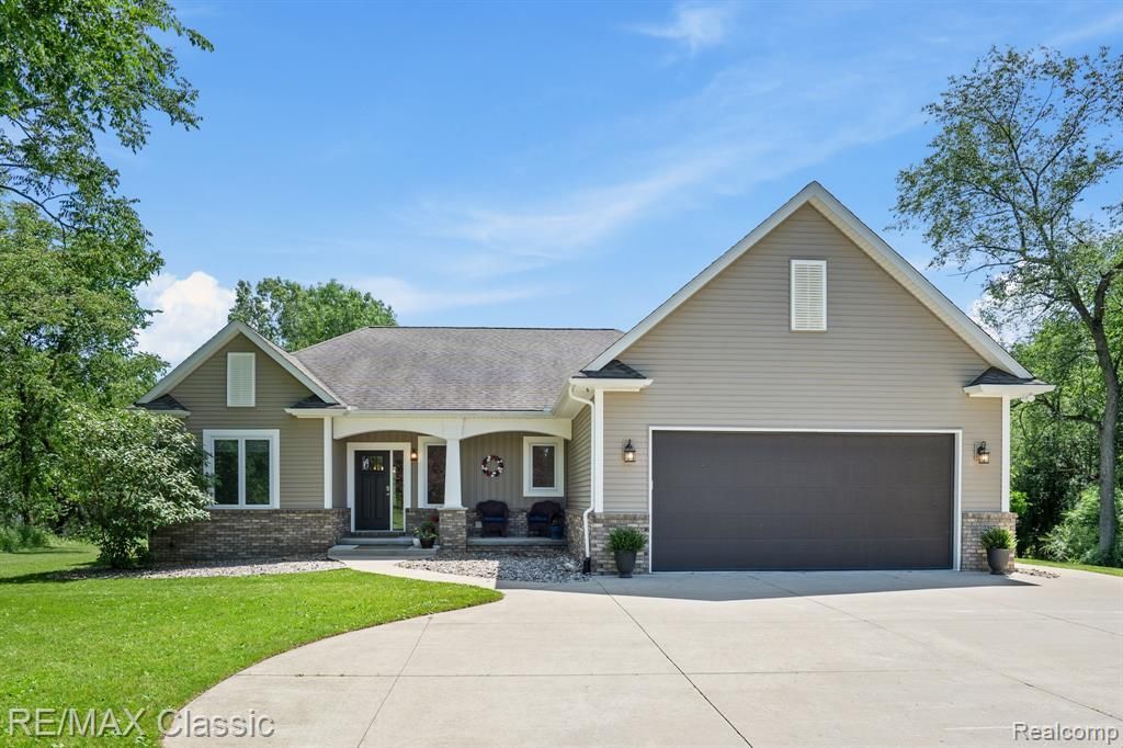 2887 W Joy Road, Webster Township, MI 48105 Main Photo