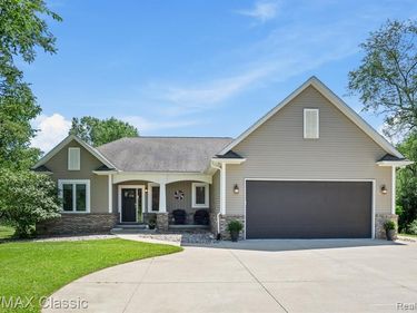 2887 W Joy Road, Webster Twp, MI 48105