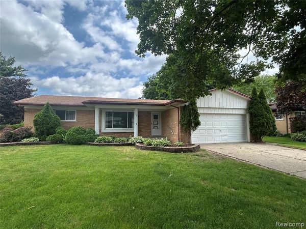129 Pleasant Lake Drive , Waterford Twp, MI 48327