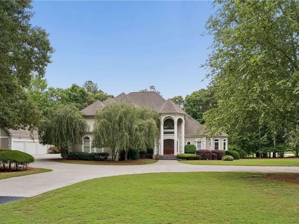 1845 Kathy Whitworth Drive, Braselton, GA 30517