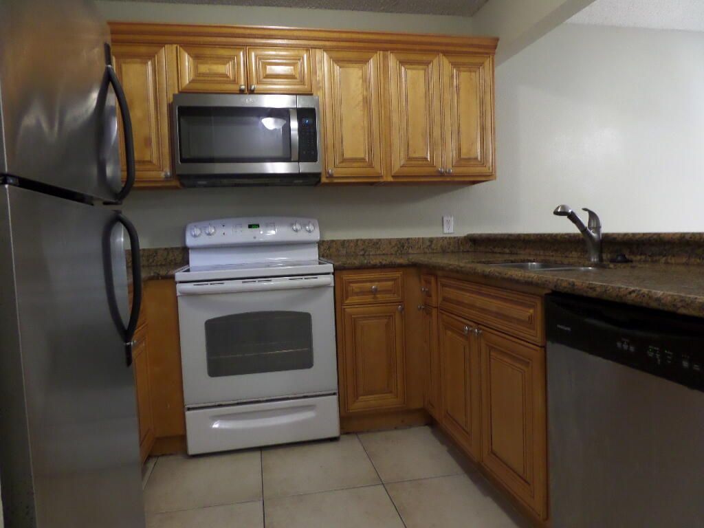 1440 Windorah Way, Unit D, West Palm Beach, FL 33411 Photo