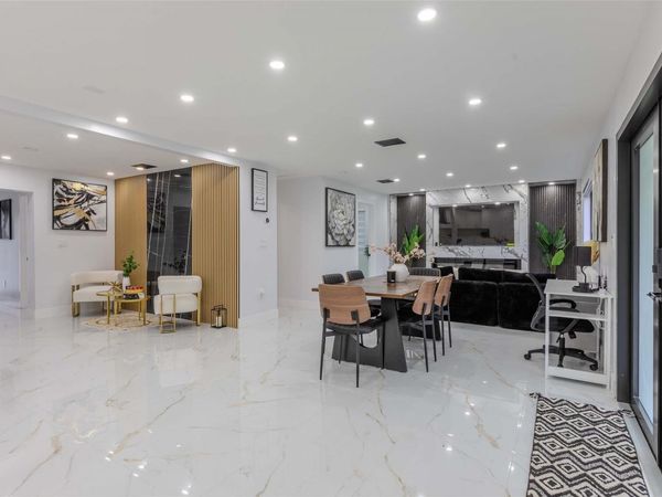 2633 NW Taft Street, Hollywood, FL 33020
