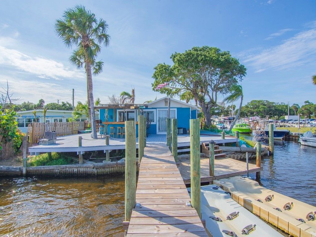 3965 Canal Drive, Sebastian, FL 32976 Photo