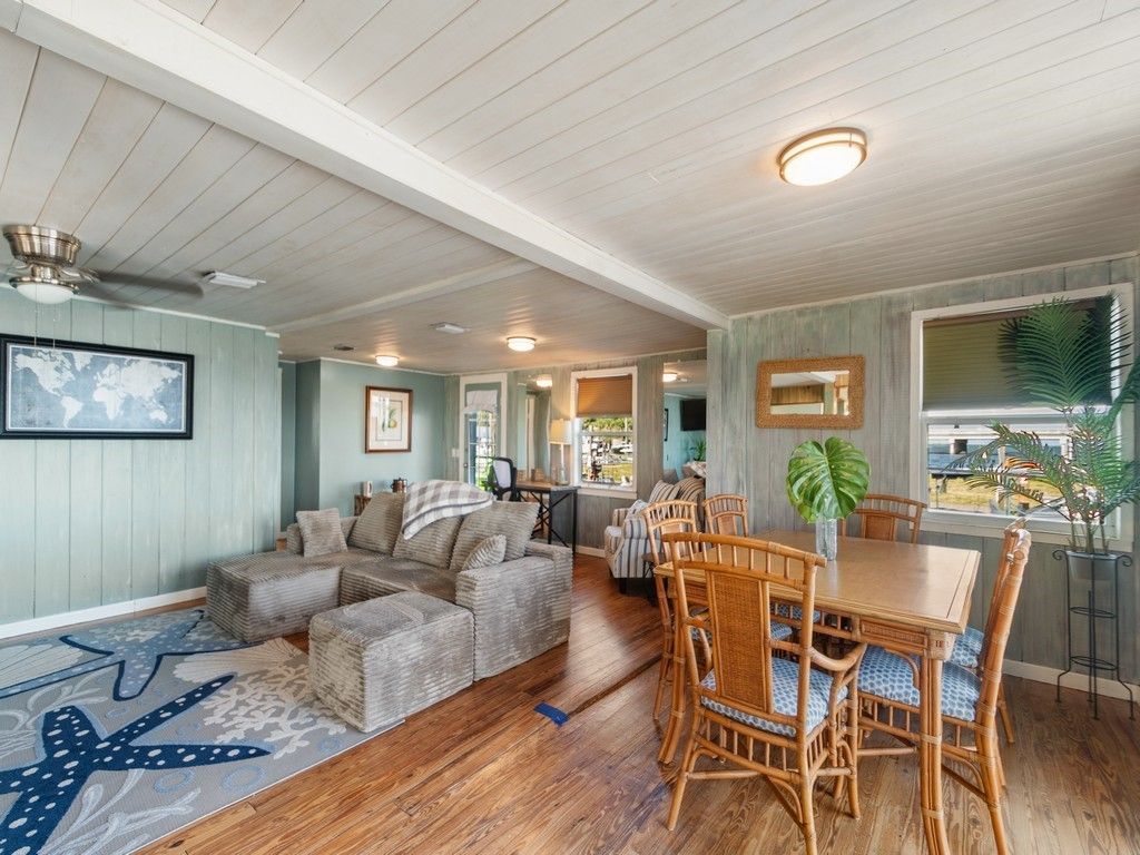 3965 Canal Drive, Sebastian, FL 32976 Photo