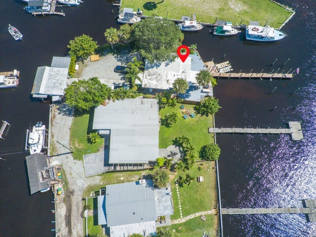 3965 Canal Drive, Sebastian, FL 32976 Photo