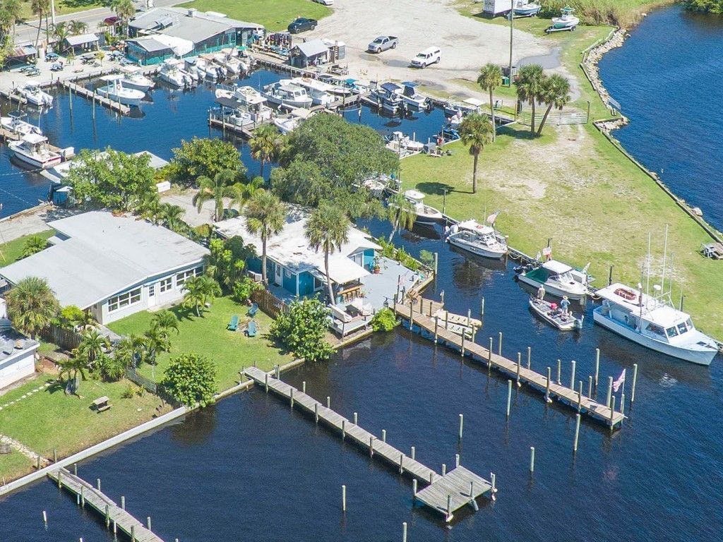3965 Canal Drive, Sebastian, FL 32976 Photo