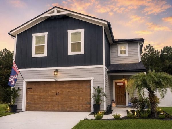 12968 HOLSINGER Boulevard, Jacksonville, FL 32256