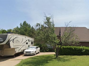 2311 NE Kingsbriar, Lawton, OK 73507