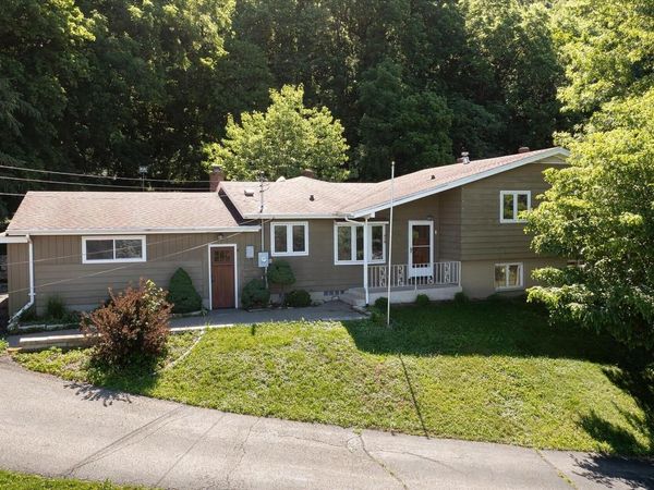 3421 Cliffside DRIVE, La Crosse, WI 54601