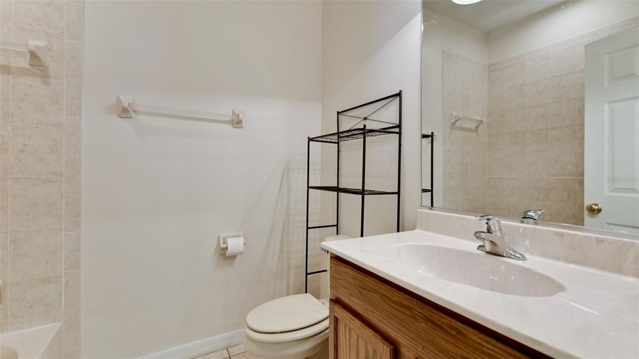 3497 Parkridge Circle, Unit 16-102, Sarasota, FL 34243 Photo