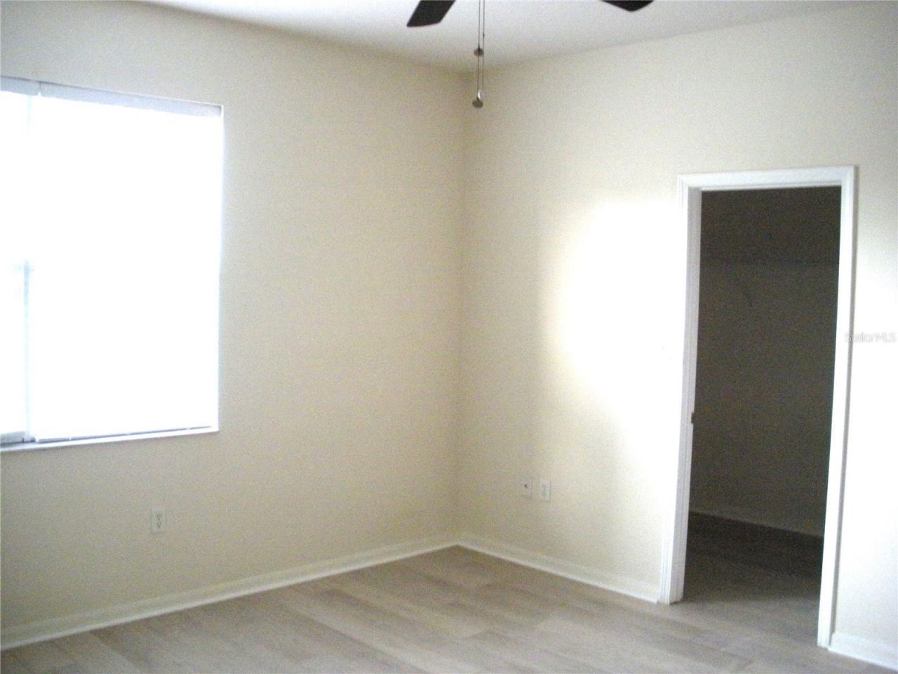 3497 Parkridge Circle, Unit 16-102, Sarasota, FL 34243 Photo