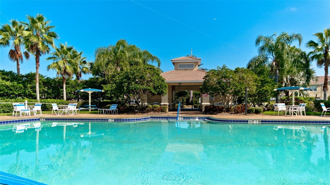 3497 Parkridge Circle, Unit 16-102, Sarasota, FL 34243 Photo