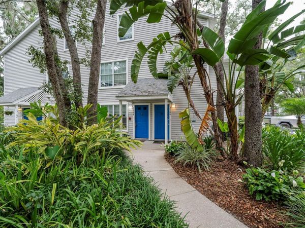 3164 VALLEY OAKS DRIVE, Unit 3164, TAMPA, FL 33618