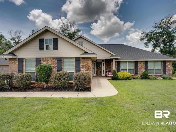 2215 W Fernwood Loop, Semmes, AL 36575