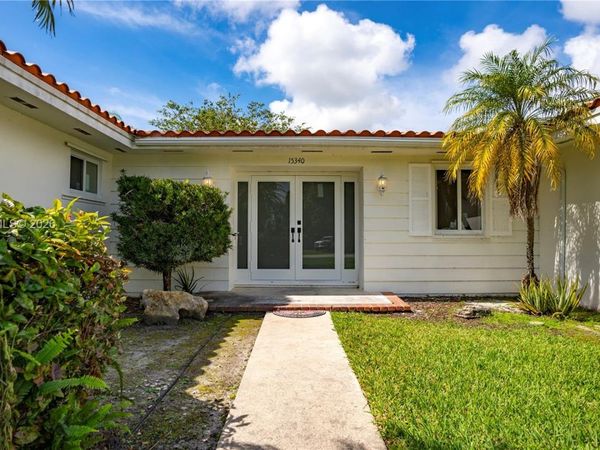 15340 SW 85th Ave , Palmetto Bay, FL 33157
