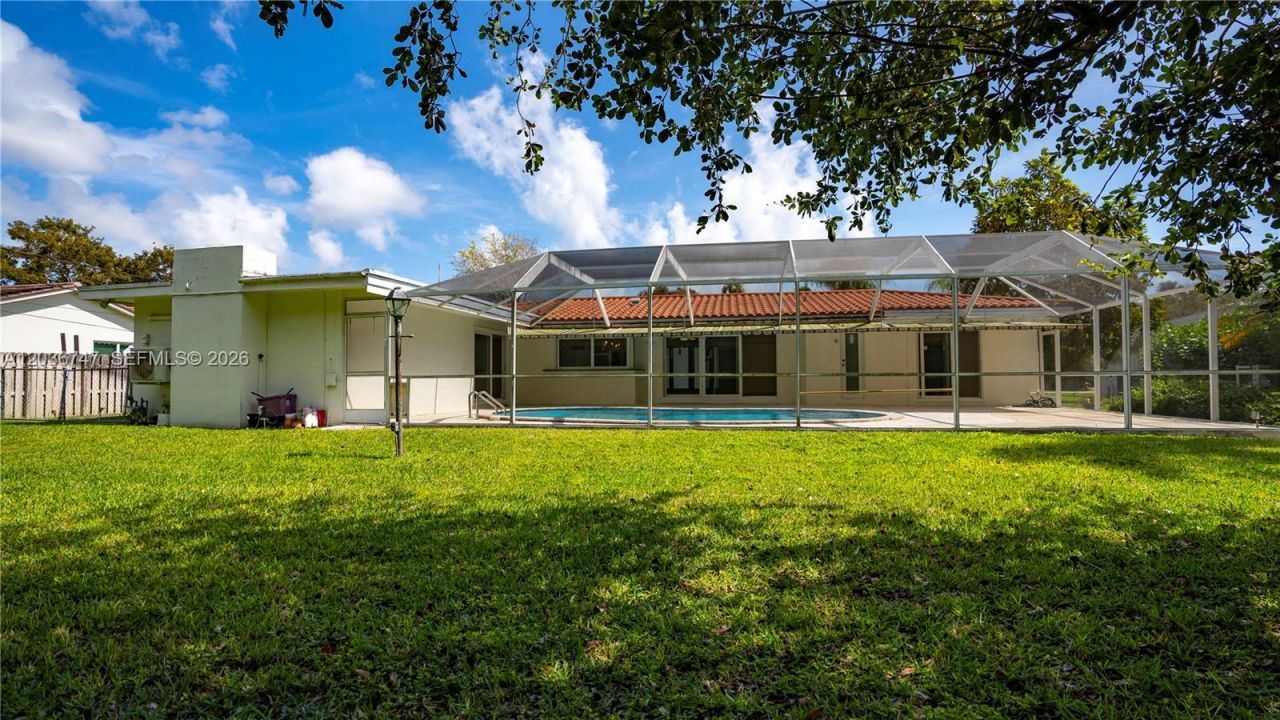 15340 SW 85th Ave, Palmetto Bay, FL 33157 Photo