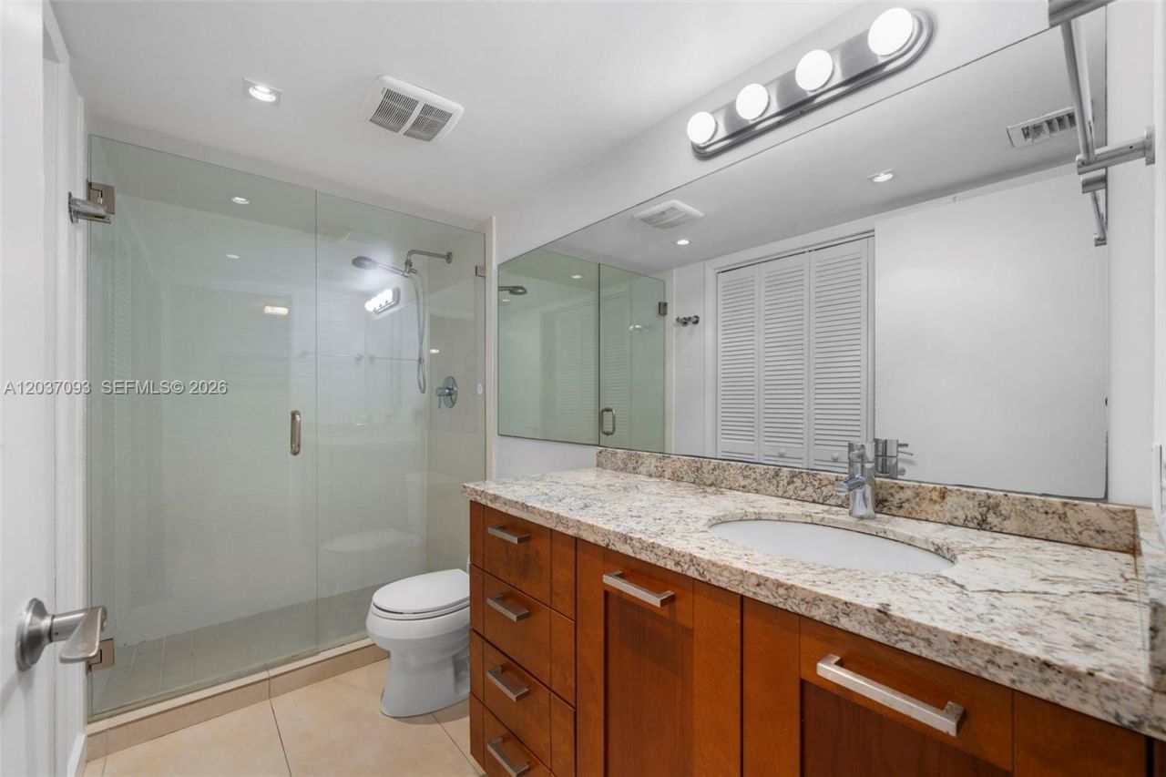 181 Crandon Blvd , Unit 301, Key Biscayne, FL 33149 Photo