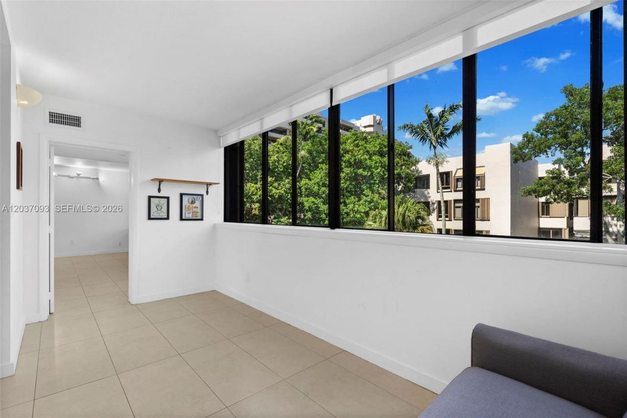 181 Crandon Blvd , Unit 301, Key Biscayne, FL 33149 Photo
