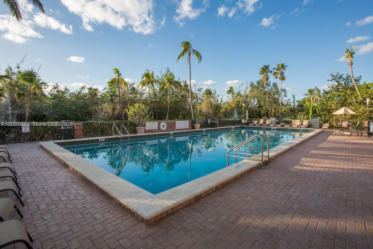 181 Crandon Blvd , Unit 301, Key Biscayne, FL 33149 Photo