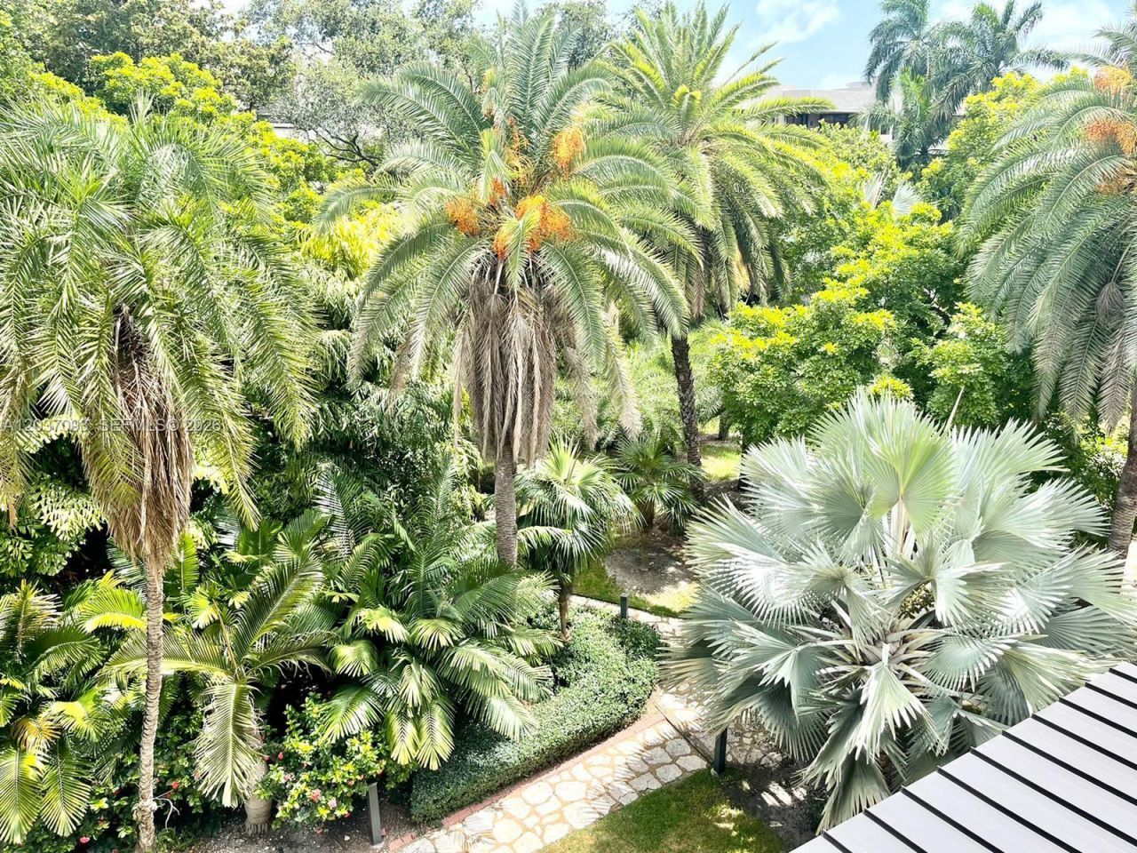 181 Crandon Blvd , Unit 301, Key Biscayne, FL 33149 Photo