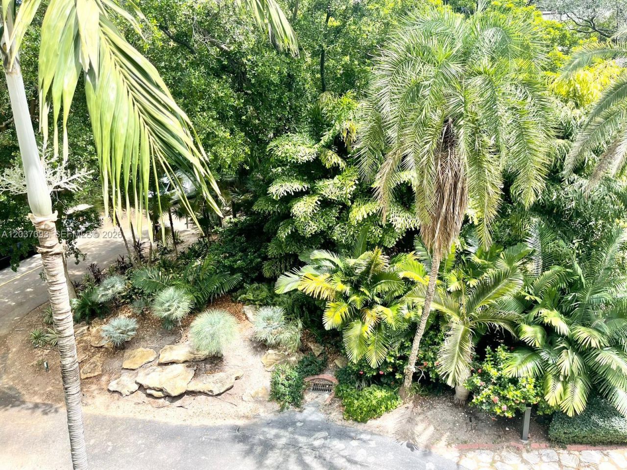 181 Crandon Blvd , Unit 301, Key Biscayne, FL 33149 Photo