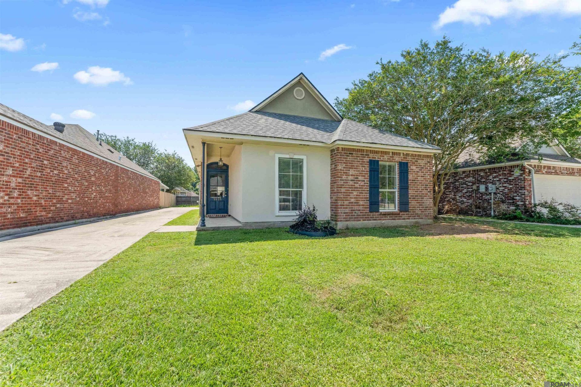 5535 Ducros Dr, Baton Rouge, LA 70820 Main Photo