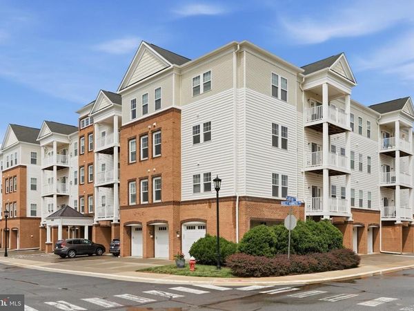 24636 WOOLLY MAMMOTH TERRACE, Unit 207, ALDIE, VA 20105