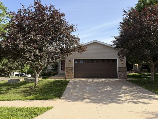 4997 Gem Lane NW, Rochester, MN 55901