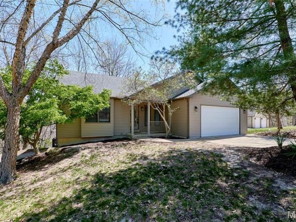 157 S Kings Road , Lake Sherwood, MO 63357