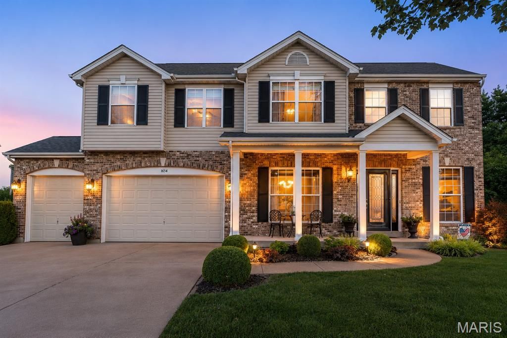 1654 Summit Terrace Court, Fenton, MO 63026 Main Photo