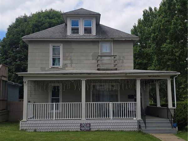 821 Lafayette Street , Jamestown, NY 14701