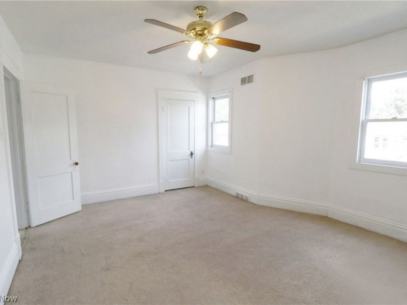 1302 Oregon Avenue , Steubenville, OH 43952 Photo 14