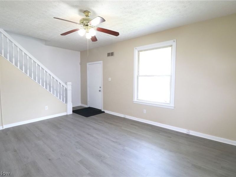 1302 Oregon Avenue , Steubenville, OH 43952 Photo 7