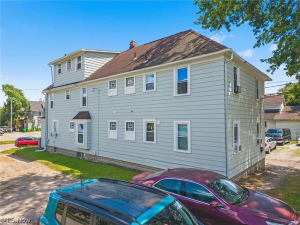 246 5th Street NW, Barberton, OH 44203
