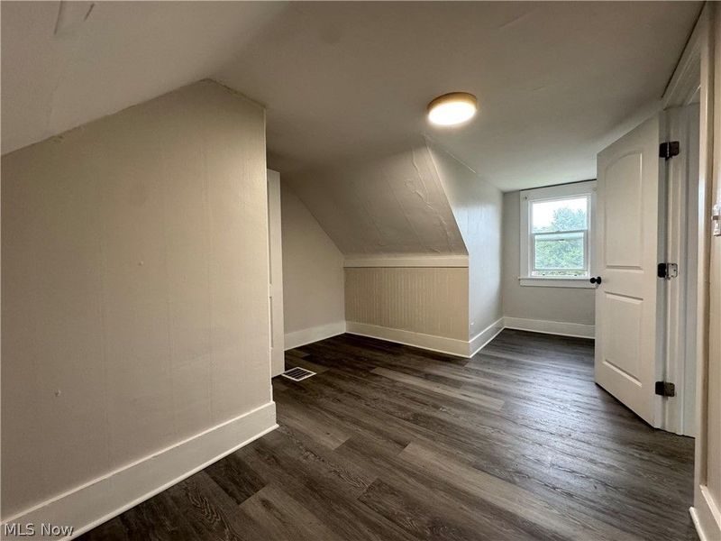 246 5th Street NW, Barberton, OH 44203 Photo 33